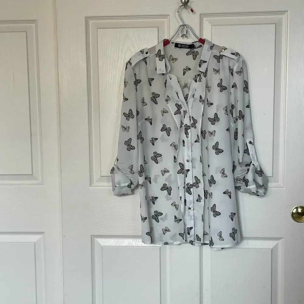 OASĀP Semi-Sheer Button Down Butterfly Blouse, L - Picture 11 of 16